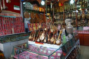Sunday Bazaar Instruement Shop
